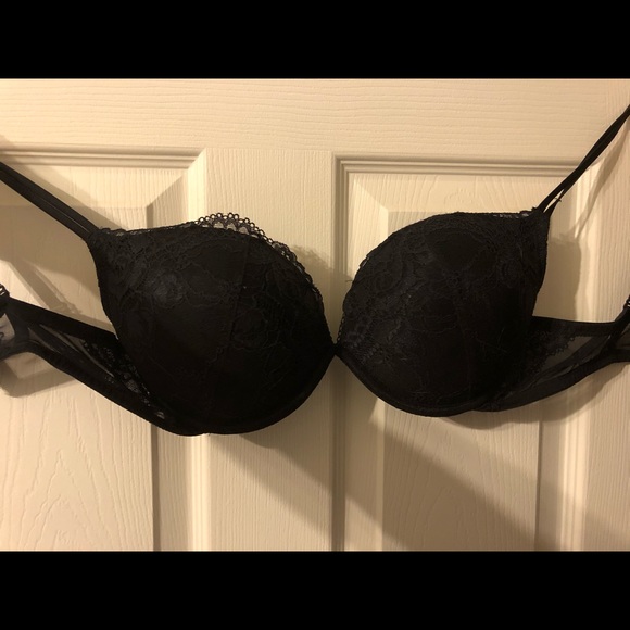 LA SENZA - Black lace bra